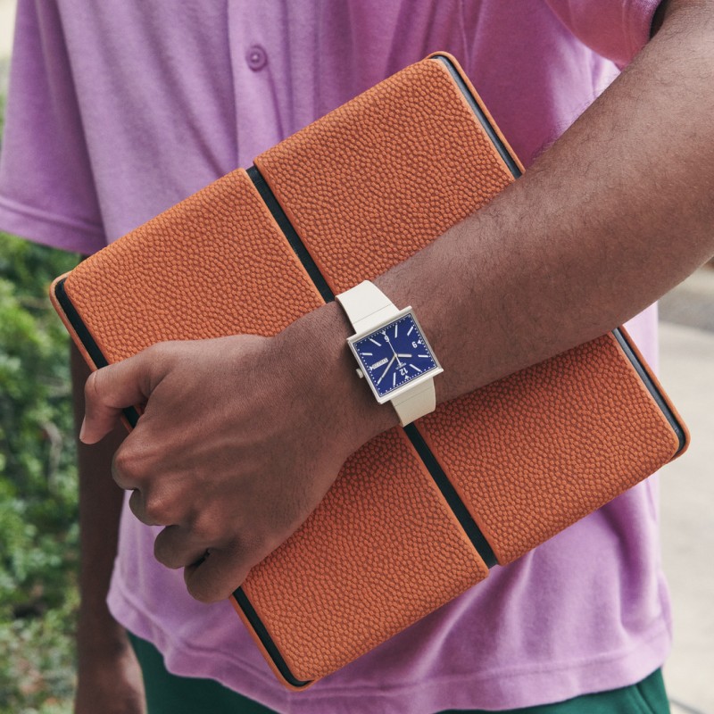 Orologio Swatch WHAT IF…BEIGE? SO34T700 | De Wrachien Gioielli