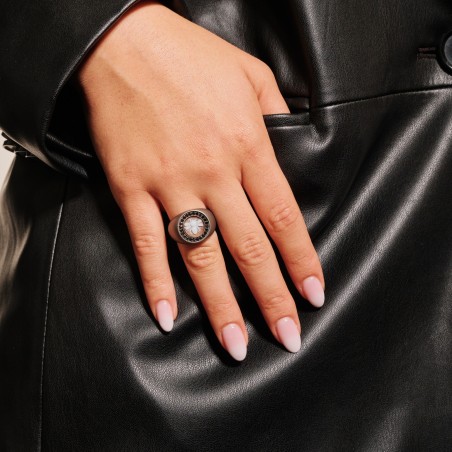 Anello MANO J in titanio e diamanti | De Wrachien Gioielli