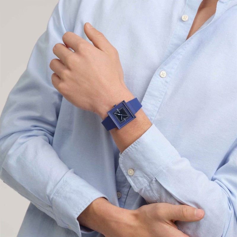 Orologio Swatch SQUARELY BLACKLIGHT SO34N700 | De Wrachien Gioielli