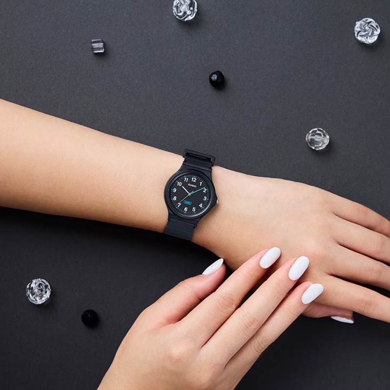 Orologio Casio LQ-24B-1B | De Wrachien Gioielli