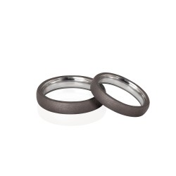Fede matrimoniale in titanio e oro ManoJ | De Wrachien Gioielli