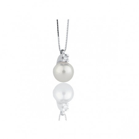 GIROCOLLO IN ORO BIANCO CON PERLA GIAPPONESE E DIAMANTI