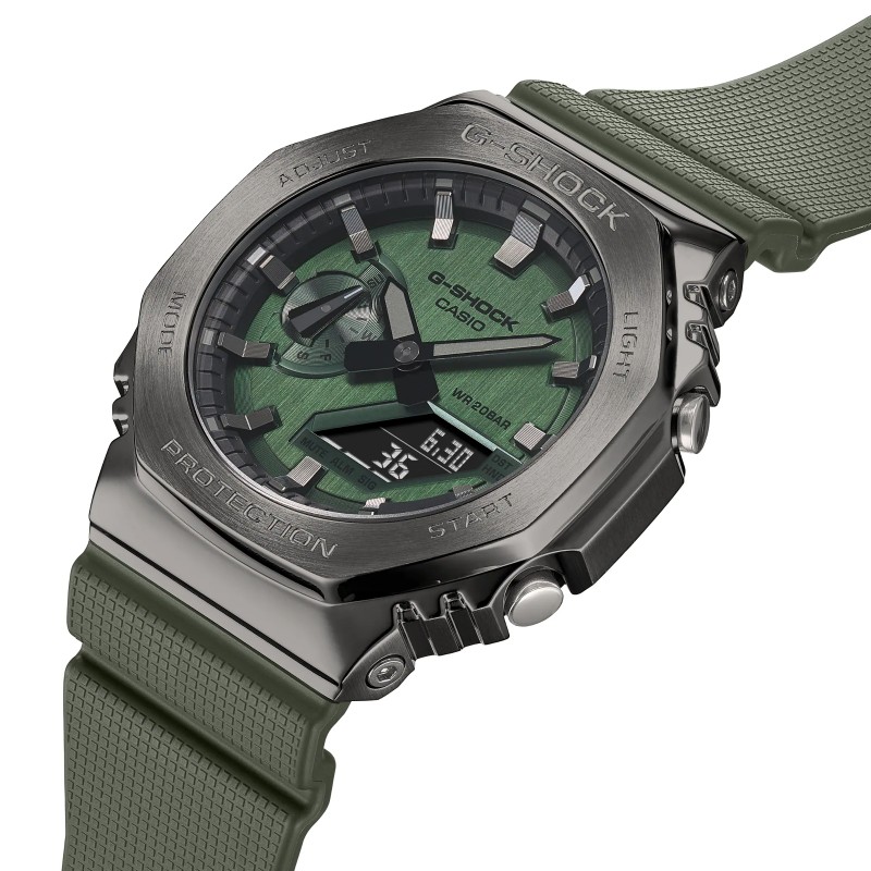 Orologio G-Shock OCTAGONAL GM-2100B-3AER | De Wrachien Gioielli