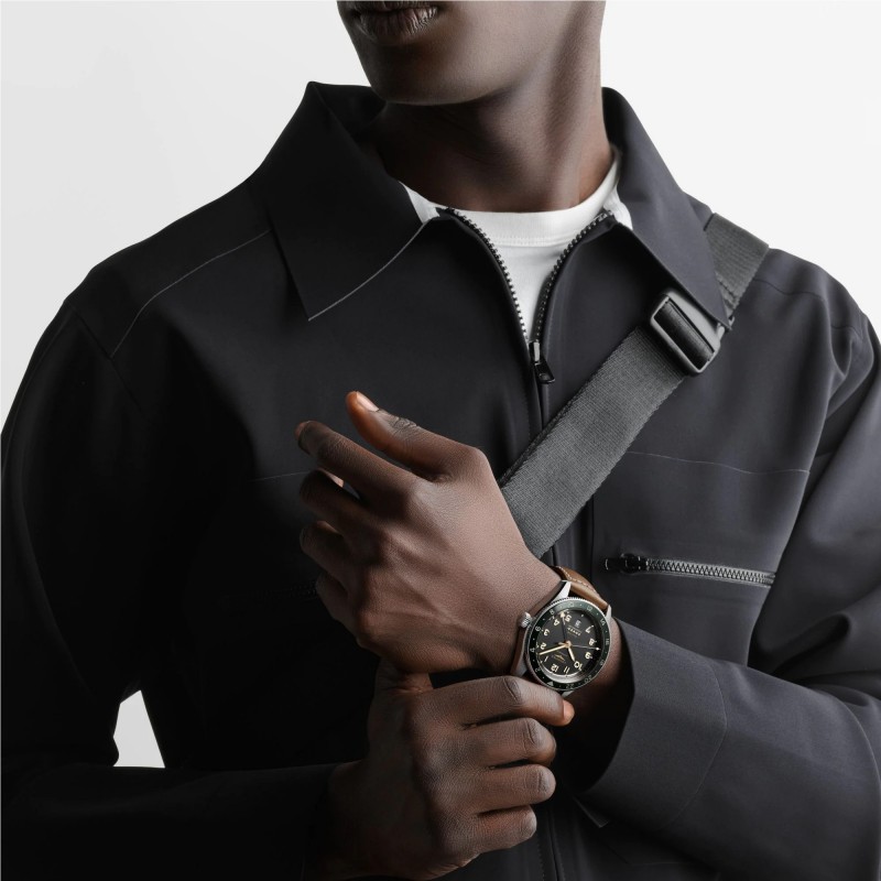 Orologio LONGINES SPIRIT ZULU TIME L38124632 | De Wrachien Gioielli